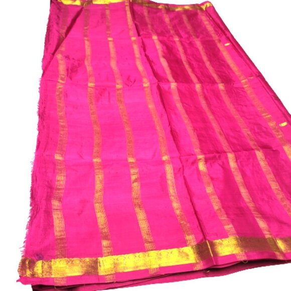 Pink and Gold Saree - Unstitched- NEW ! - Picture 3 of 6